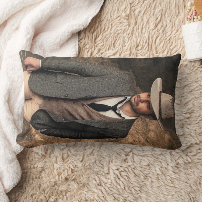 BOYFRIEND PILLOWS HANDSOME COWBOY LUMBARKUDDE (Filt)