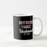 Boykompis Fiance Make Bröllop Married Groom Est Kaffemugg<br><div class="desc">Boyvän Fiance Make Bröllop Married Groom Est. 2025</div>