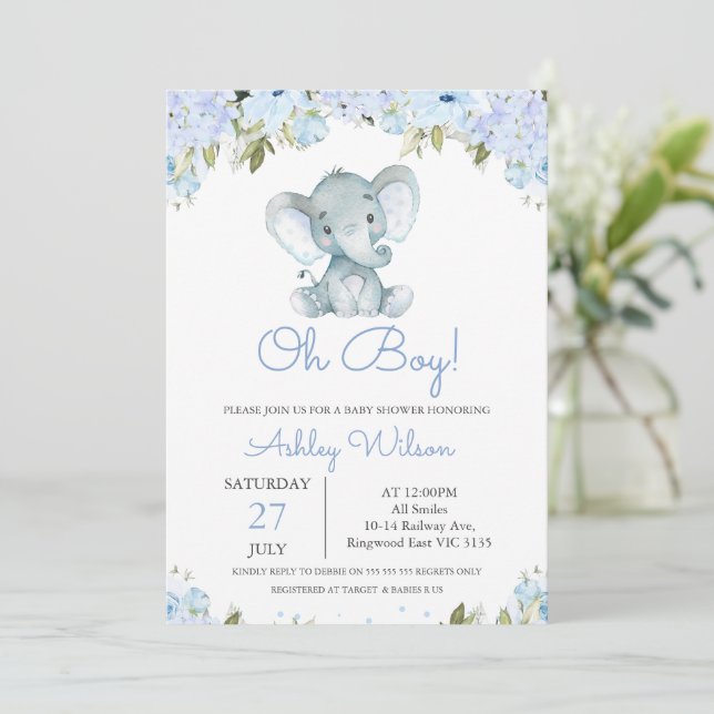 Boy's Blue Hydrangea Elephant Baby Shower Inbjudningar (Stående Fram)