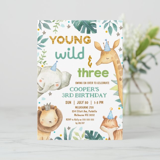 Boys Brown Cheetah Print Young Wild Three Birthday Inbjudningar (Stående Fram)