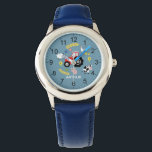 Boys Cute Farm Animal and Tractor & Namn Kids Armbandsur<br><div class="desc">Den här söta moderna barnklockan har ett husdjur i tecknad mönster, med en traktor, kor, grisar, får, kycklingar och blommor, och kan vara personlig med dina pojkar i namn. Med tydliga och lättlästa siffror är denna "första" klocka underbar för barn eller småbarn när man börjar lära sig tiden. Det perfekt...</div>