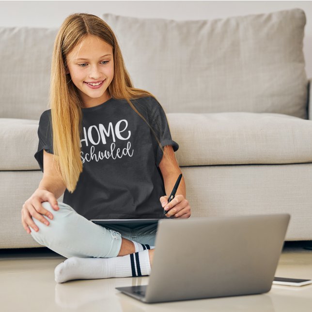Boys eller flickor för hemmet t shirt (Skapare uppladdad)
