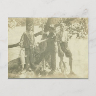 Boys Fishing the Grönt River Vykort