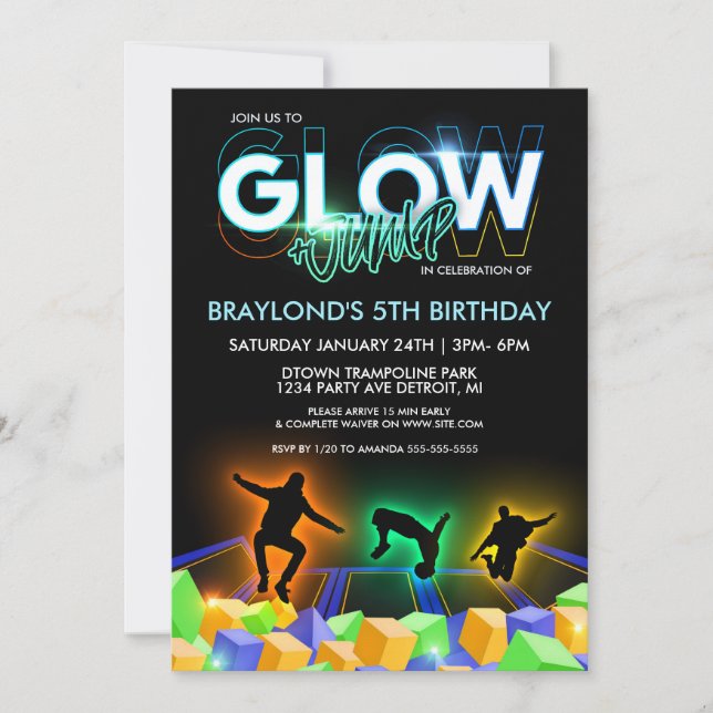 Boys Glow Trampoline Park Födelsedagsinbjudan Inbjudningar (Framsida)