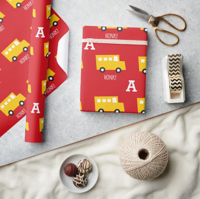 Boys Leksak Transport Gult Buss Monogram Birthday Presentpapper (Hantverk)