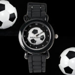 Boys Soccer Ball Black Snyggt Anpassade namnsökare Armbandsur<br><div class="desc">Fotbollens för barn. Anpassningsbar,  Kids,  Namn,  svart läderpojkar. Anpassa det med ditt barns namn.</div>
