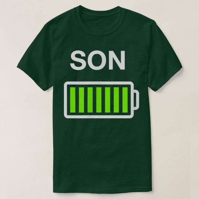 Boys Son    BatteryMamma och pappa Low Battery  T Shirt (Design framsida)