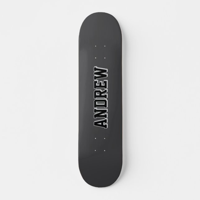 Boys Varsity Black Skateboard Personalized Name (Framsida)
