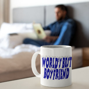 Boyvän med blå halvtypografi kaffemugg