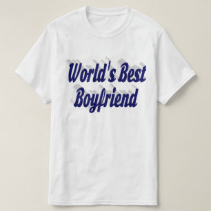 Boyvän med mörk blått skript t shirt