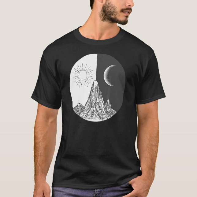 Bra om dagen och natten i Sol Måne T Shirt (Framsida)