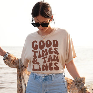 Bra Times och Tan Linjer   Boho Summer Vacation T Shirt