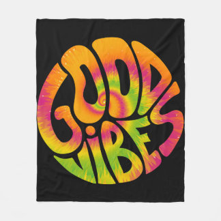Bra vibes citat. Tie dye psychedelic surreal font Fleecefilt