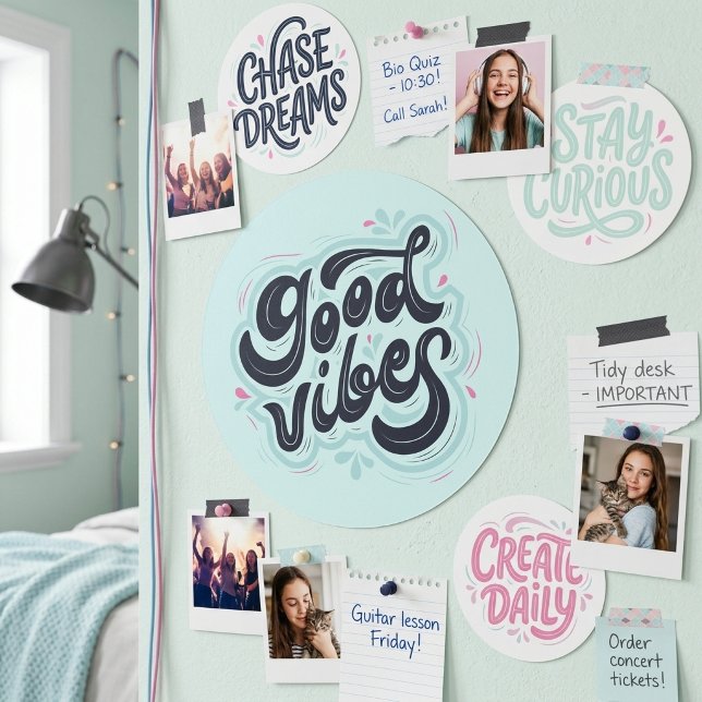 Bra Vibrationer Klistermärke (Skapare uppladdad)