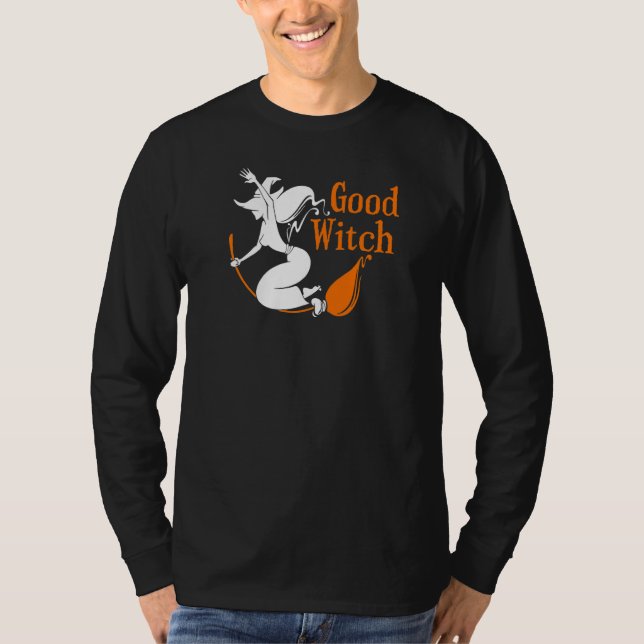 Bra Witch som flyger på Broomstick T Shirt (Framsida)