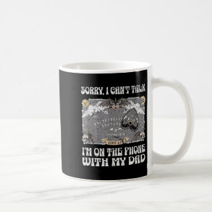 Bräda ledsen kan inte prata jag är på telefon med kaffemugg