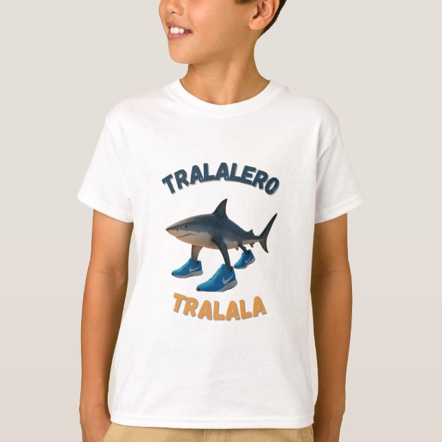 BrainRots TralaleroTralala-The Three-Legged Shark T Shirt (Framsida)