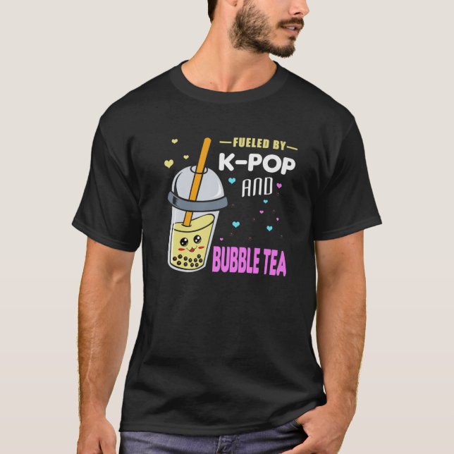 Bränd av K-Pop och Bubble Tea - Otaku T Shirt (Framsida)