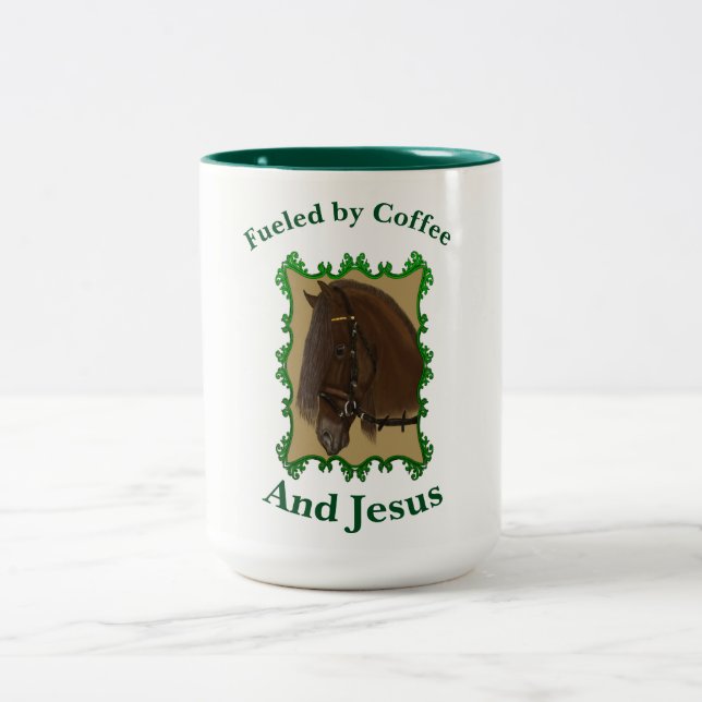Bränd av kaffe och Jesus ... häst Två-Tonad Mugg (Center)