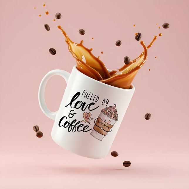 Bränd av Kärlek och kaffe Cute Latte-latte Kaffemugg (Fueled By Love & Coffee Cute Funny Coffee Latte Coffee Mug)