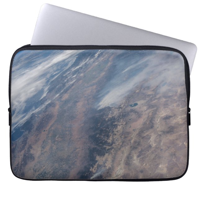 Brand i Yosemite nationalpark & Stanislaus Forest Laptop Fodral (Framsidan)