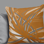Bränd Orange och Grått Konstnärlig Abstrakt Rosett Kudde<br><div class="desc">Bränd orange och grått dekorativ kudde har en konstnärlig abstrakt-ribbonsammansättning med skuggor av bränd orange och grått med vita accenter på trendigets brända orange-bakgrund. Neutralten grått hues berömmer skuggorna av bränd orange för att skapa en snyggt abstrakt design i moderna nyanser som kan lägga till ett trendig av färg till...</div>