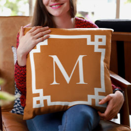 Bränd Orange och vit monogram grekiska Nyckel Grän Kudde