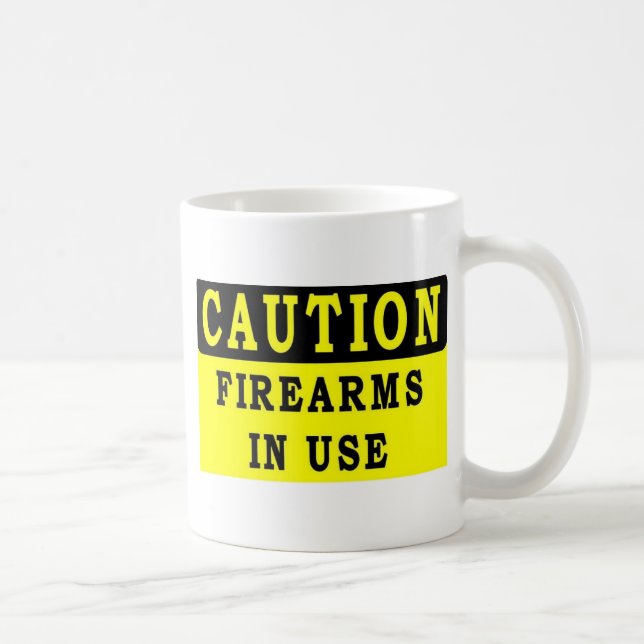 BRANDARM I ANVÄNDA KAFFEMUGG (Höger)