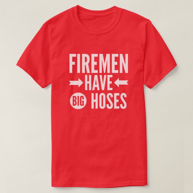 Brandmän har stort vattnar med slang t shirt (Design framsida)