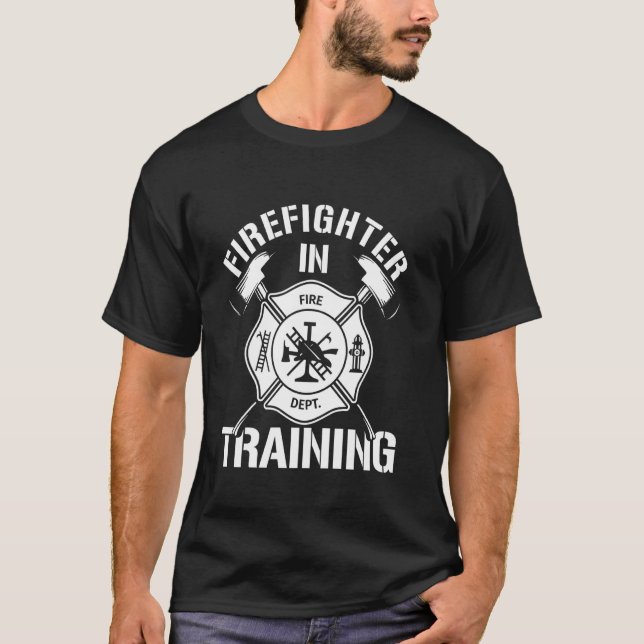 Brandmän i utbildning av brandmän t shirt (Framsida)
