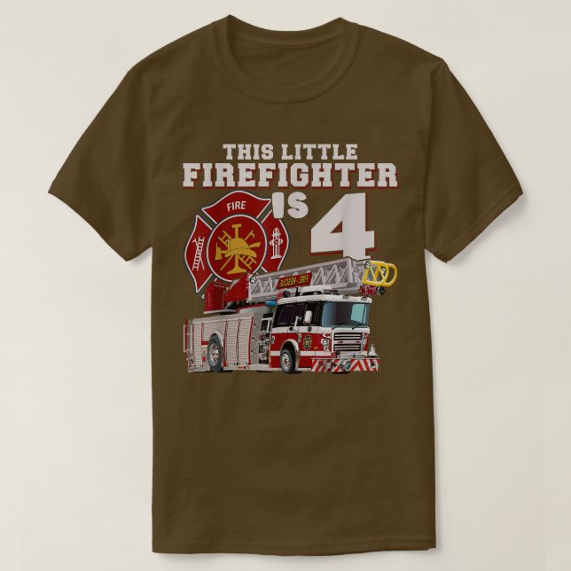 Brandsläckare i Lastbil 4:e födelsedagen T Shirt (Design framsida)