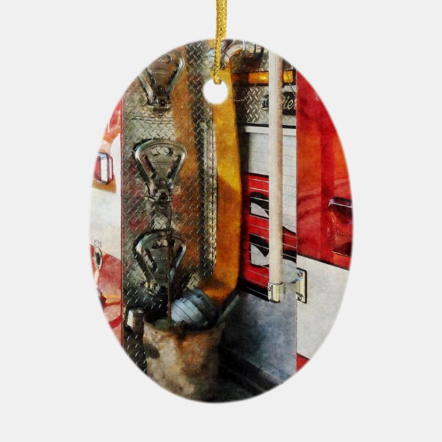 Brandslang, hink och munstycke julgransprydnad keramik (Framsidan)