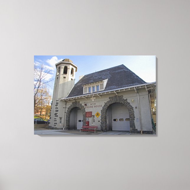 Brandstation 19 i Washington, D.C. Canvastryck (Framsida)