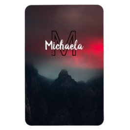 Brännande moln, dimma och berg i himlar magnet