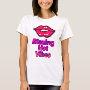 Brännheta Vibrationer Dam Grafisk T-Shirt av Freef