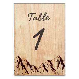 Bränt berg i Wood Rustic Bordsnummer Card