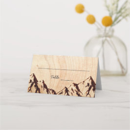 Bränt berg i Wood Rustic Bröllop ortskort Placeringskort