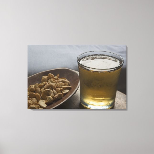 Brasilien. Ett glas uppfriskande Guarana Energy Canvastryck (Framsida)
