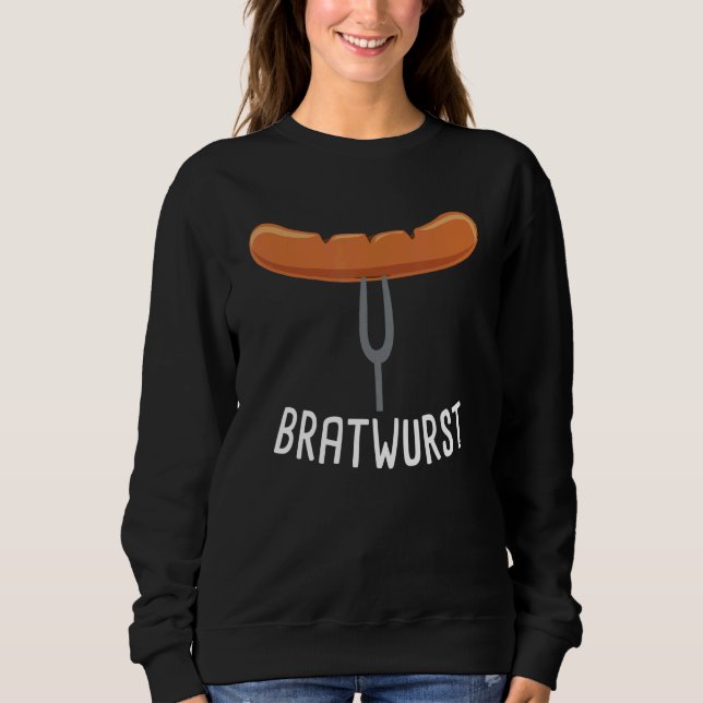 Bratwurst Sause on Fork German Sause T Shirt (Framsida)