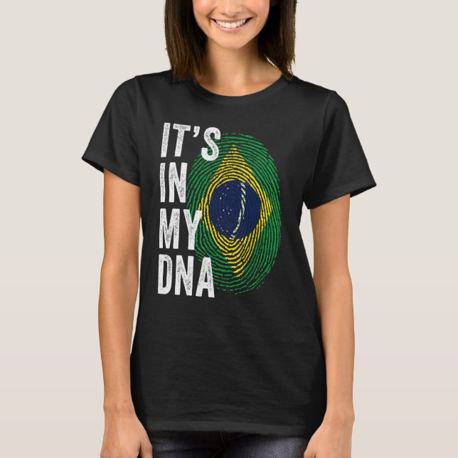 Brazil It's In My DNA Brazilian Fingerprint Brazil T Shirt (Framsida)