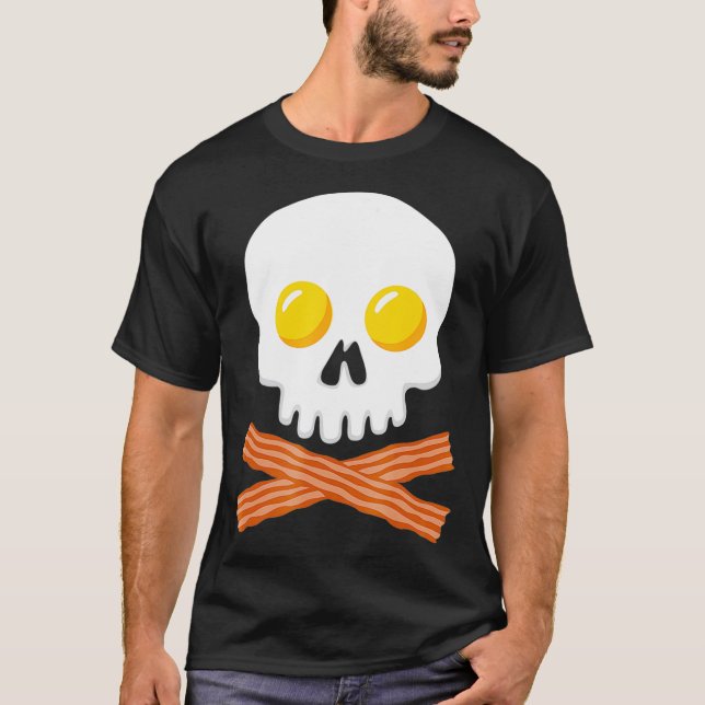 Breakfast Skull  Egg and Bacon Skull Crossbones T Shirt (Framsida)