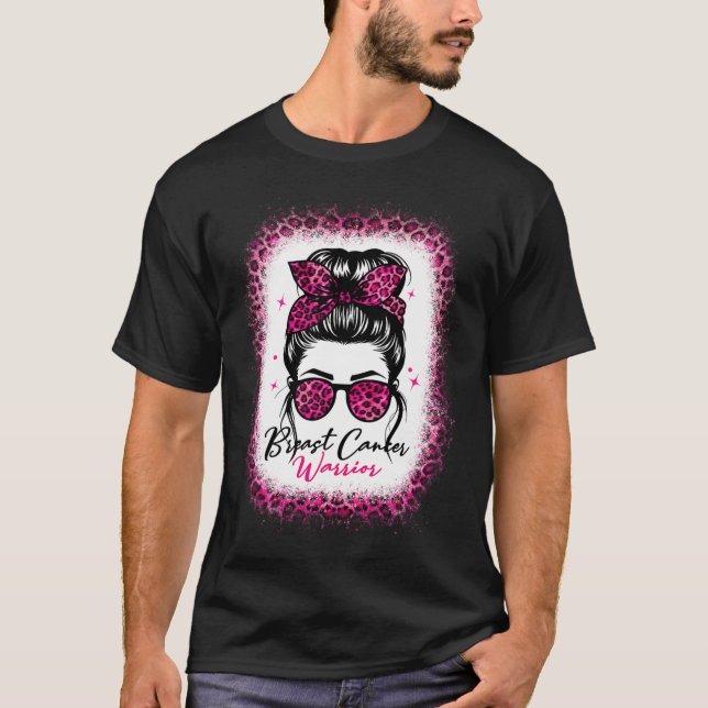 Breast Cancer Awareness Warrior Messy Bun Rosa Leo T Shirt (Framsida)