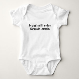 Breastmilk härskar utslagsplatsen tee