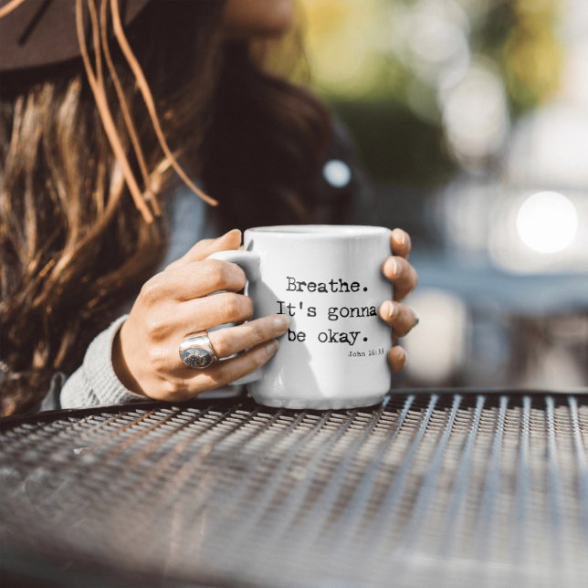 Breathe Det blir okej med John 16 White Scripture Kaffemugg (Skapare uppladdad)