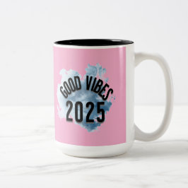 "Breathe in Success: Good Vibes 2025 Is here ⭐" Två-Tonad Mugg