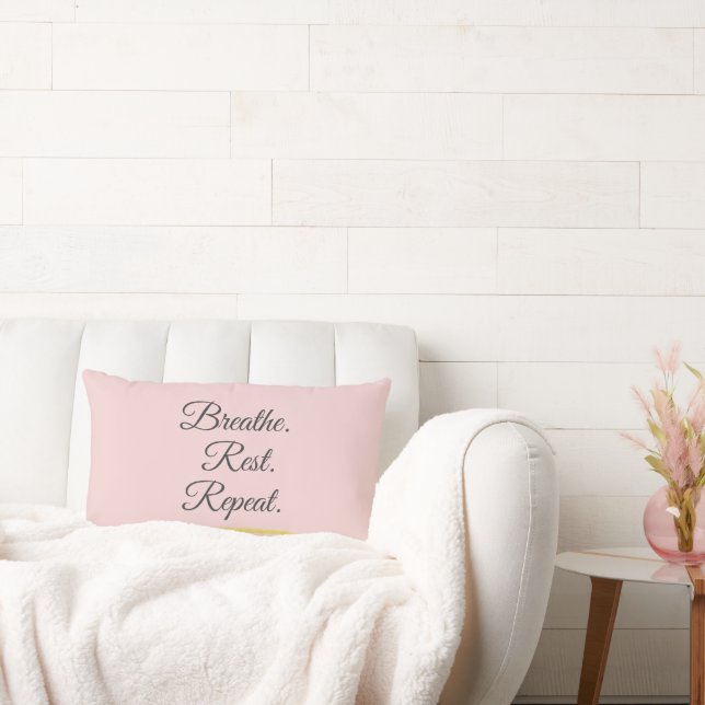 Breathe Rest Repeat Elegant Blush Pink Minimalist Lumbarkudde (Soffa)