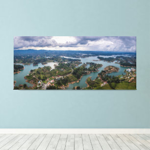 Breathtake View of Guatape Antioquia Cloudy Himmel Canvastryck