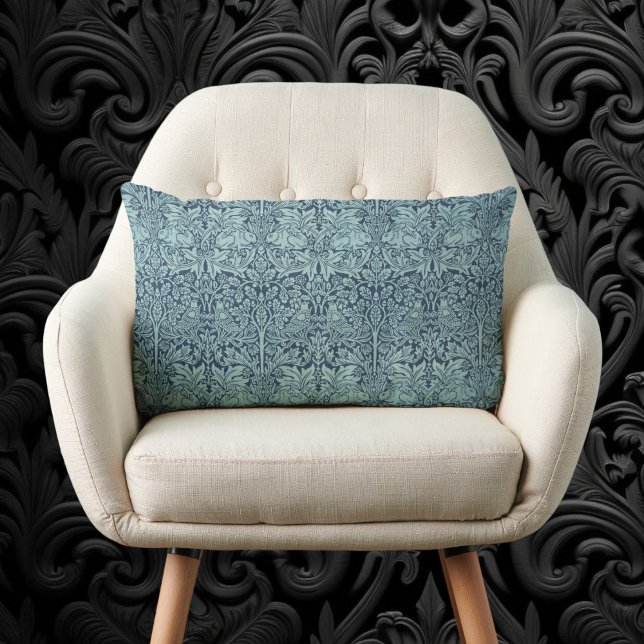 Brer Rabbit av William Morris Blått Textilmönster Lumbarkudde (Brer Rabbit by William Morris, Textile Pattern Lumbar Pillow)