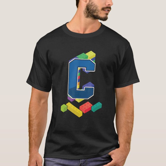 Brev C Master Builder Alphabet-efternamn inbyggt T Shirt (Framsida)