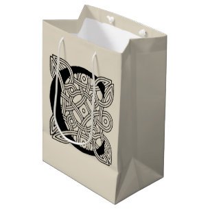 Brev C Vintage Celtic Knot Monogram